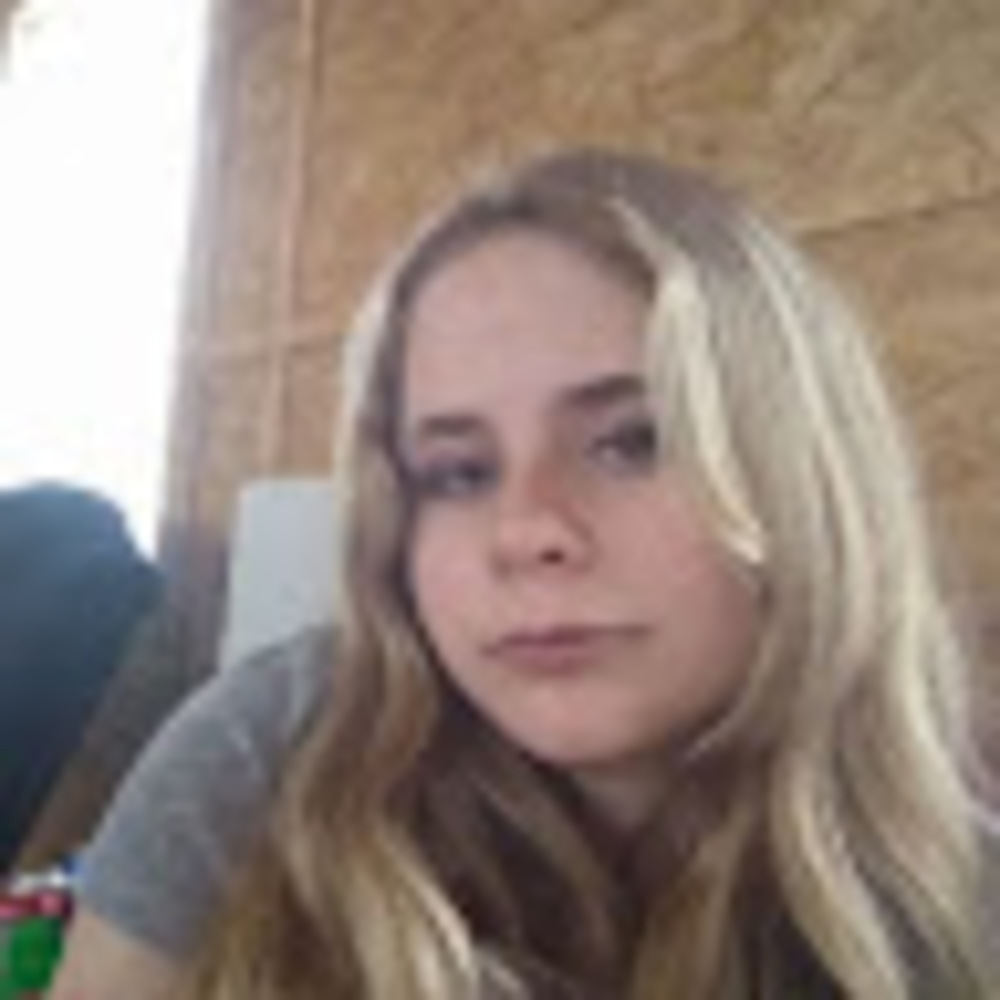 Meet your Posher, Kaitlyn